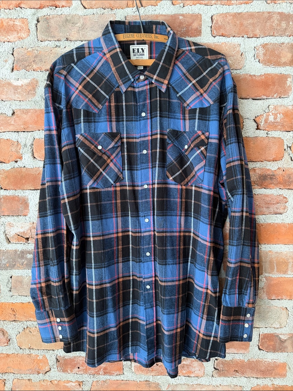 Ely Cattleman | Plaid Button-Down Shirt